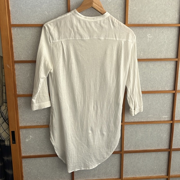 3/4 button down - Picture 4 of 4